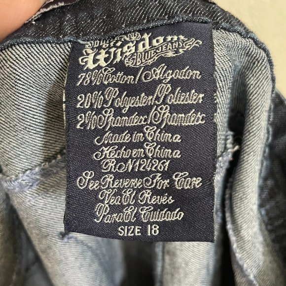 Torrid Source of Wisdom Dark Wash Flare Jeans Size 18 - Picture 8 of 8